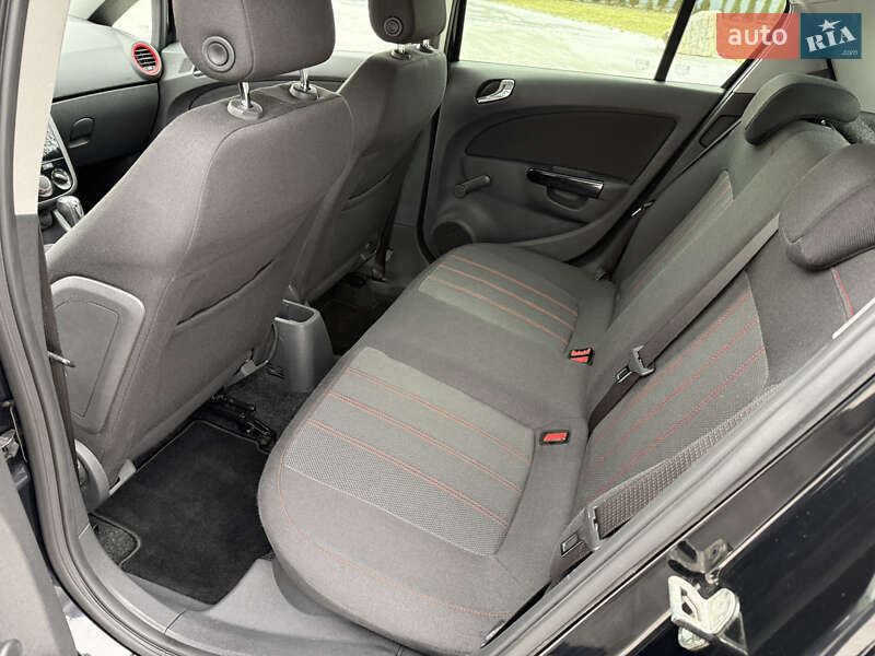 Хэтчбек Opel Corsa 2009 в Луцке