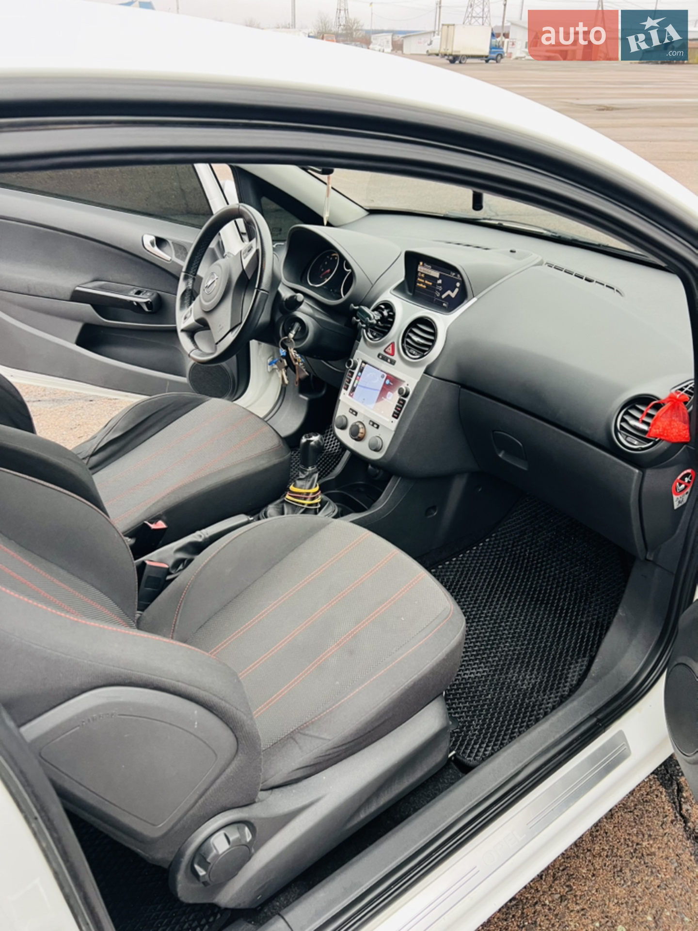 2010 Opel Corsa - мініатюра 10