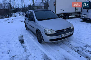 Хэтчбек Opel Corsa 2002 в Ровно