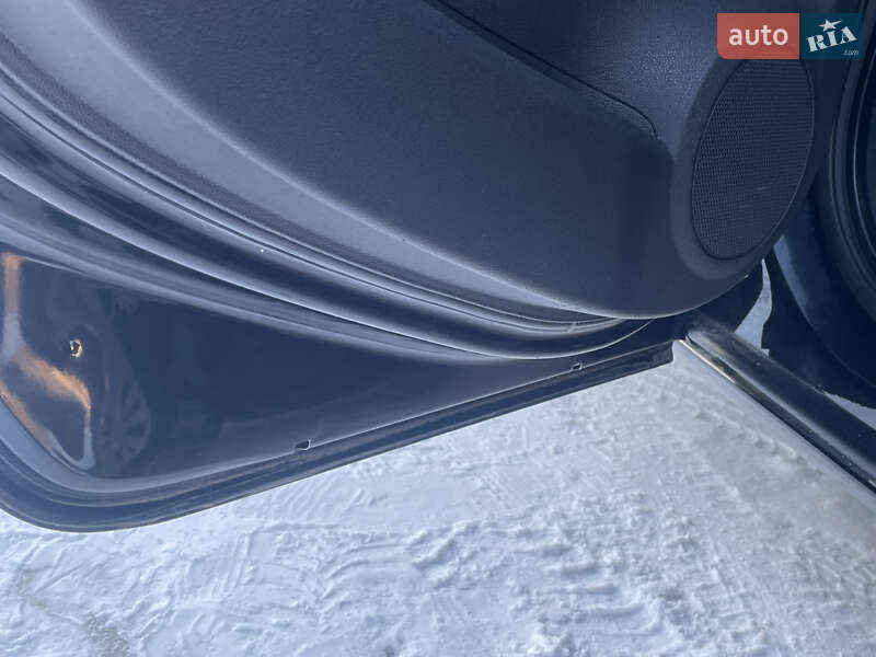 Хэтчбек Opel Corsa 2007 в Киеве