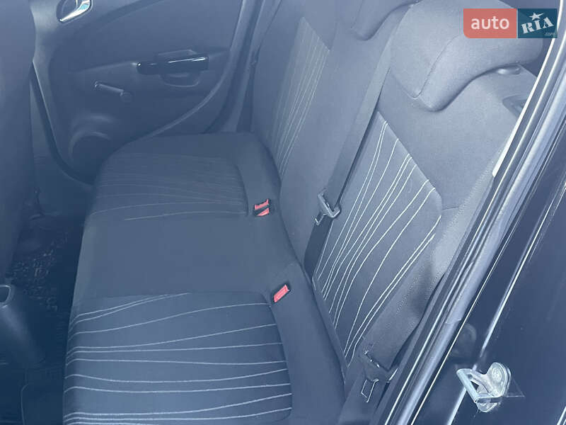 Хэтчбек Opel Corsa 2007 в Киеве