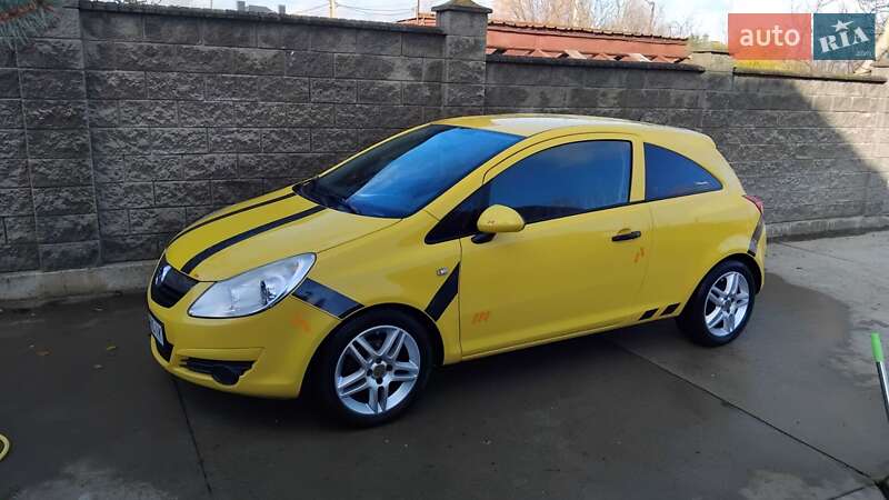 Хэтчбек Opel Corsa 2009 в Ровно