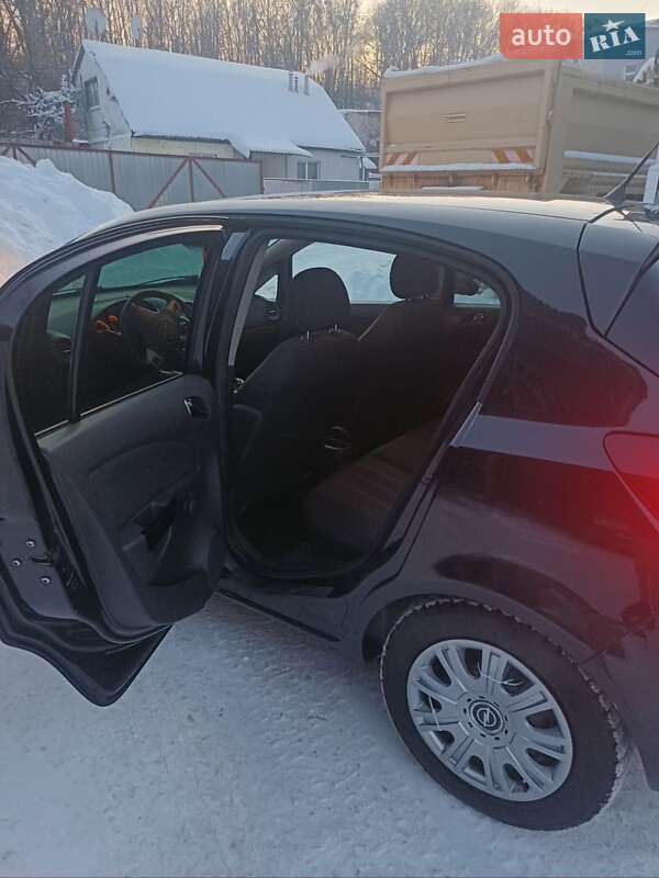 Хэтчбек Opel Corsa 2010 в Житомире фото 5 Хэтчбек Opel Corsa 2010 в Житомире