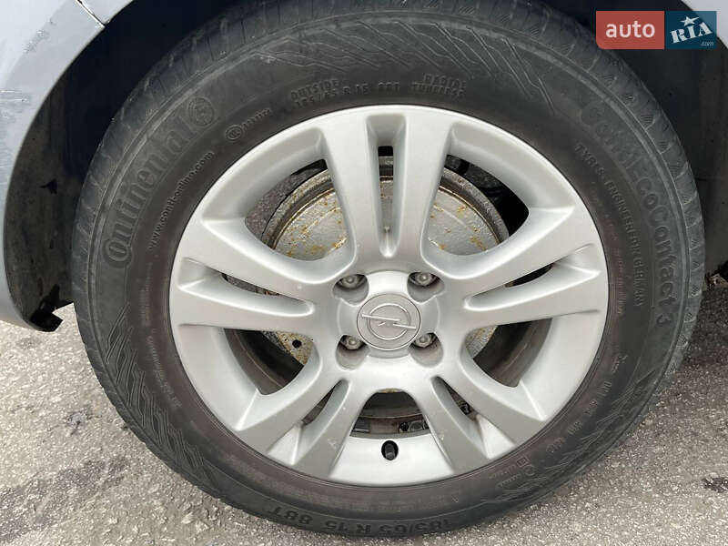Хэтчбек Opel Corsa 2009 в Запорожье фото 22 Хэтчбек Opel Corsa 2009 в Запорожье