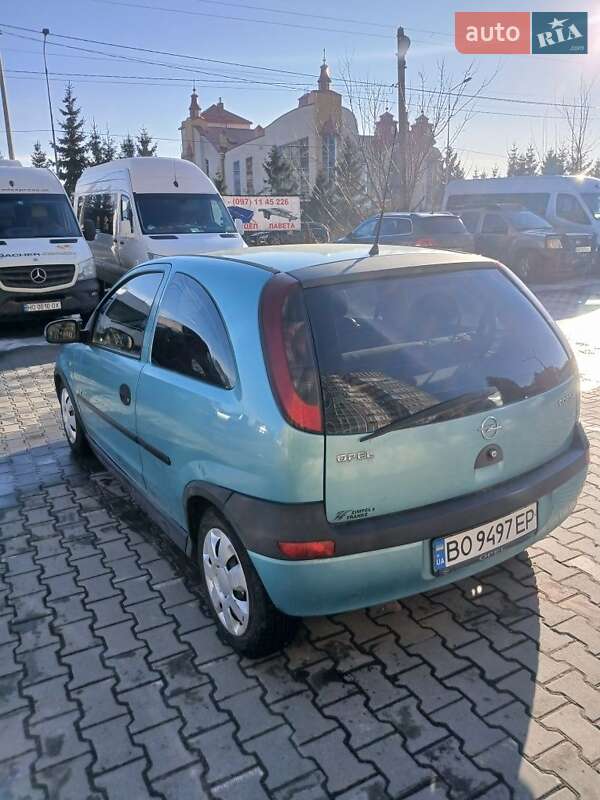 Хетчбек Opel Corsa 2002 в Тернополі