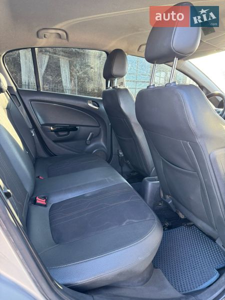 Хетчбек Opel Corsa 2012 в Хмельницькому