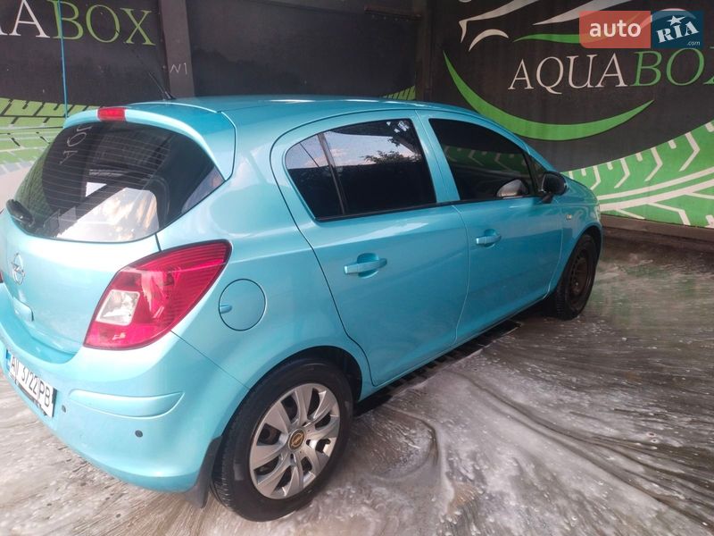 Хэтчбек Opel Corsa 2010 в Белой Церкви