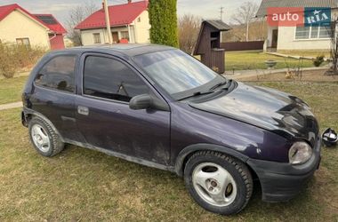 Хэтчбек Opel Corsa 1994 в Болехове