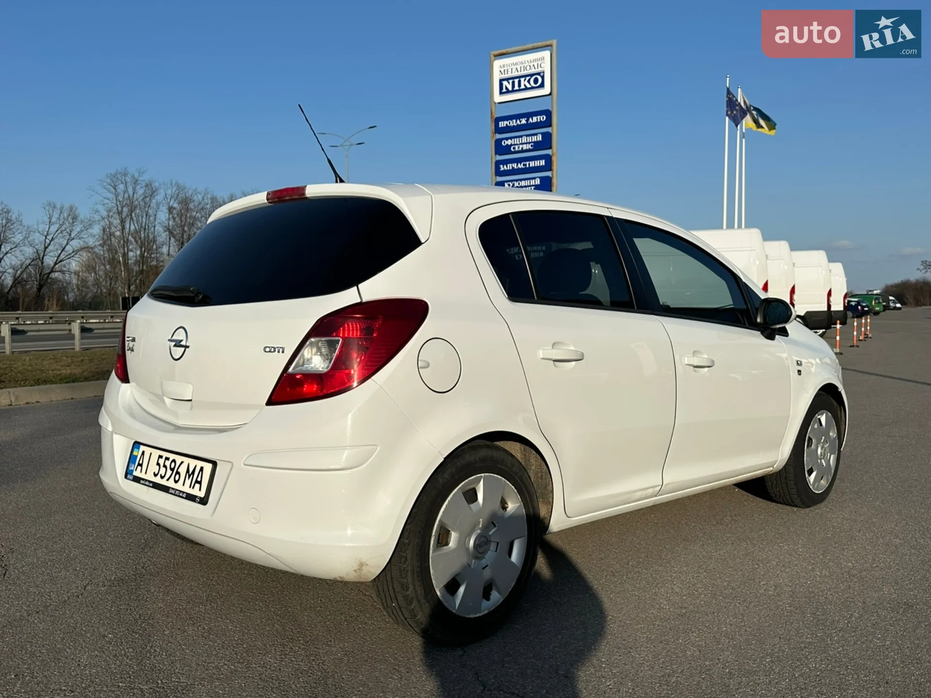 2011 Opel Corsa - мініатюра 3