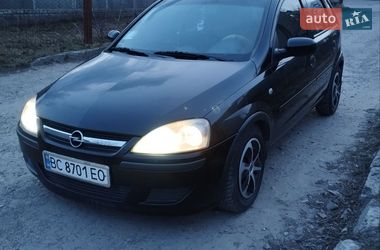 Хетчбек Opel Corsa 2004 в Золочеві