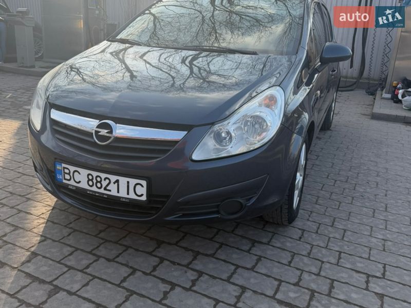 Хэтчбек Opel Corsa 2008 в Львове