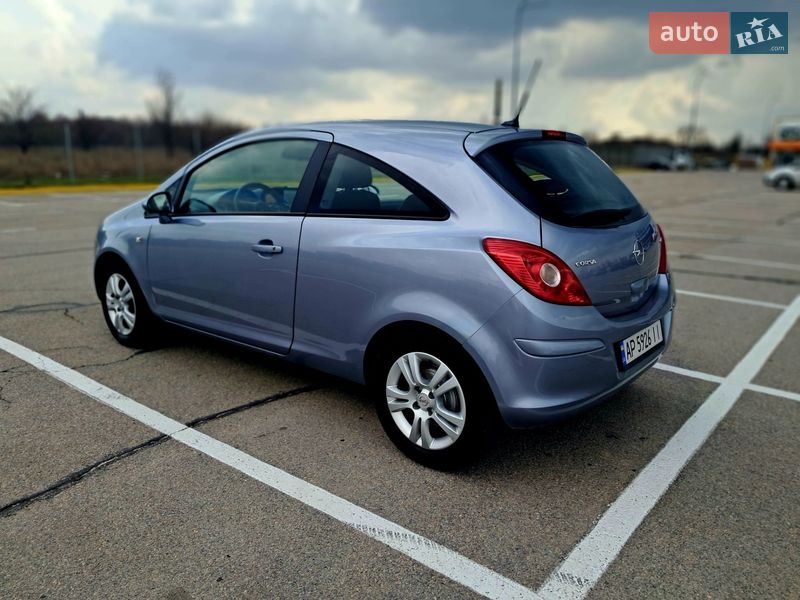Хэтчбек Opel Corsa 2009 в Запорожье фото 3 Хэтчбек Opel Corsa 2009 в Запорожье