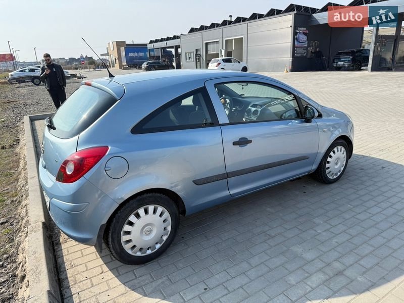 Хэтчбек Opel Corsa 2008 в Луцке фото 5 Хэтчбек Opel Corsa 2008 в Луцке