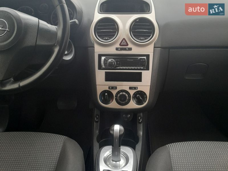 Хэтчбек Opel Corsa 2008 в Бердичеве фото 5 Хэтчбек Opel Corsa 2008 в Бердичеве