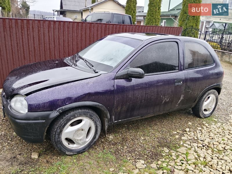 Хэтчбек Opel Corsa 1994 в Ивано-Франковске