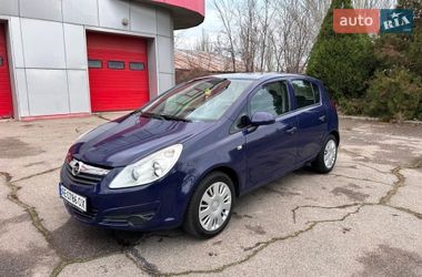 Хетчбек Opel Corsa 2009 в Запоріжжі