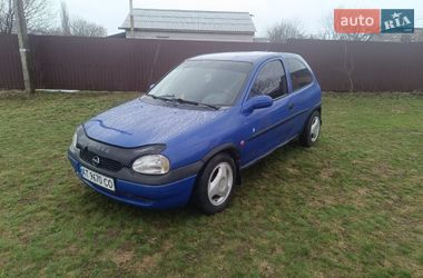 Хэтчбек Opel Corsa 1998 в Ромнах