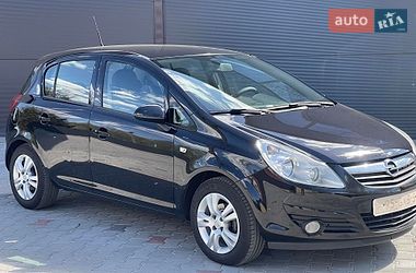 Хетчбек Opel Corsa 2009 в Івано-Франківську