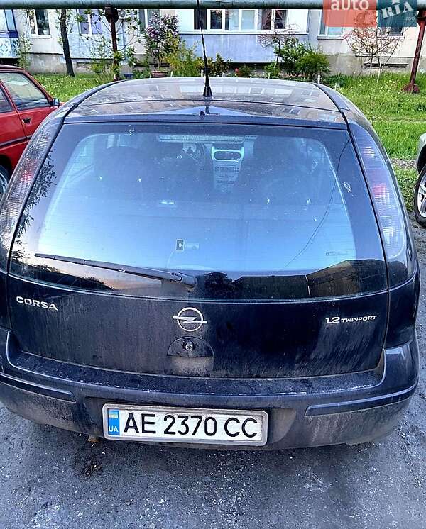 Хэтчбек Opel Corsa 2006 в Першотравенске