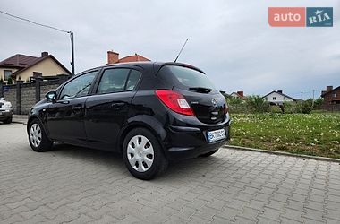 Хэтчбек Opel Corsa 2008 в Ровно