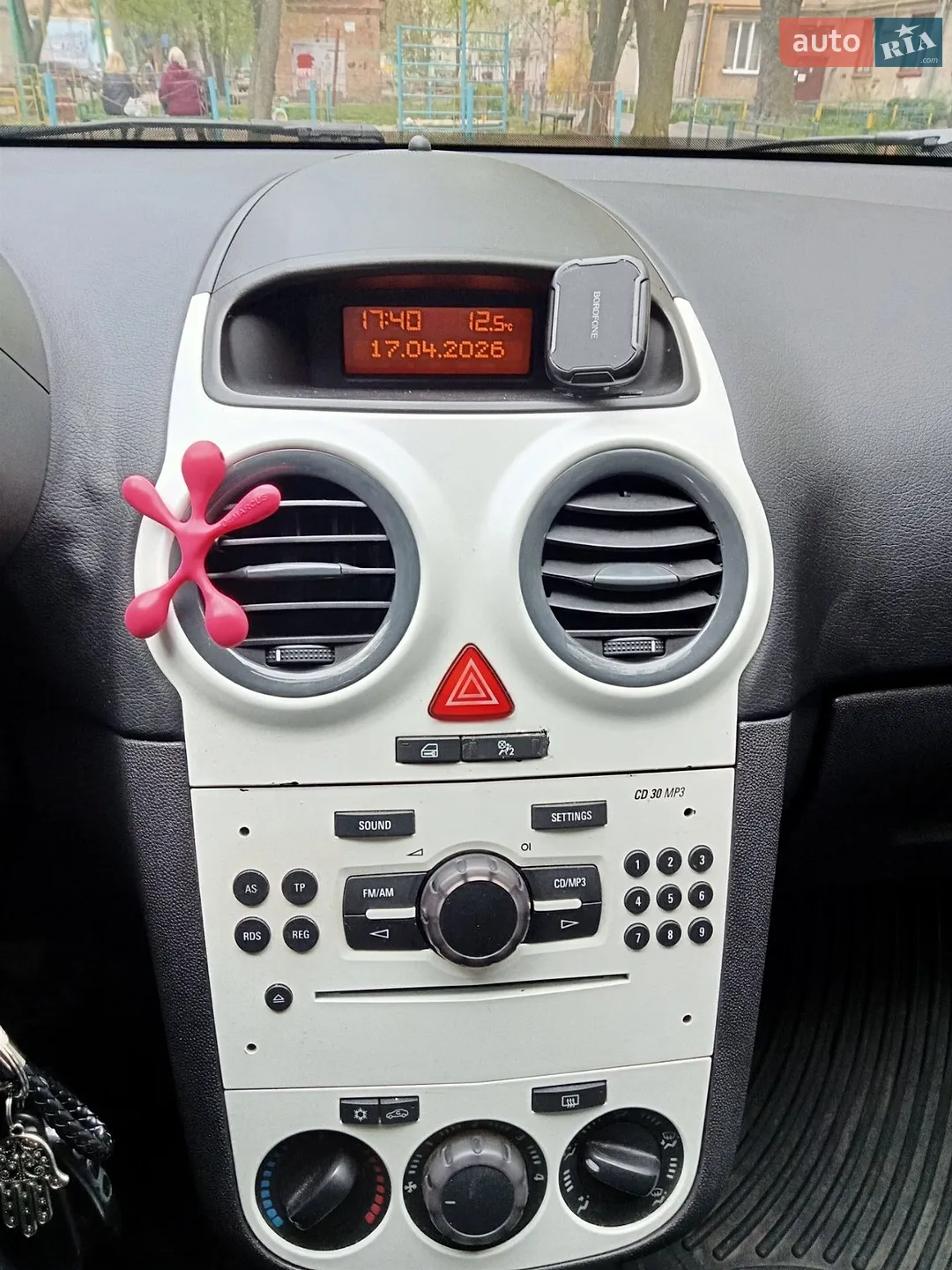 2012 Opel Corsa - мініатюра 3