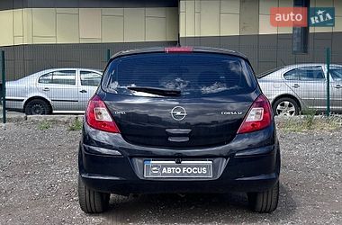 Хэтчбек Opel Corsa 2007 в Киеве