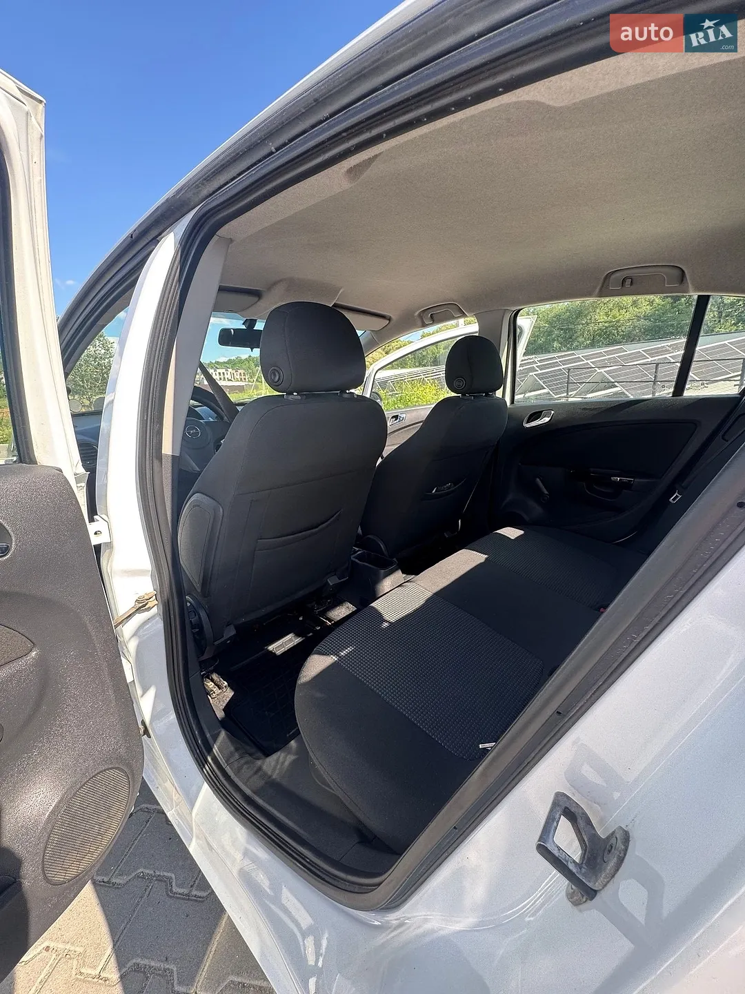 2010 Opel Corsa - мініатюра 11