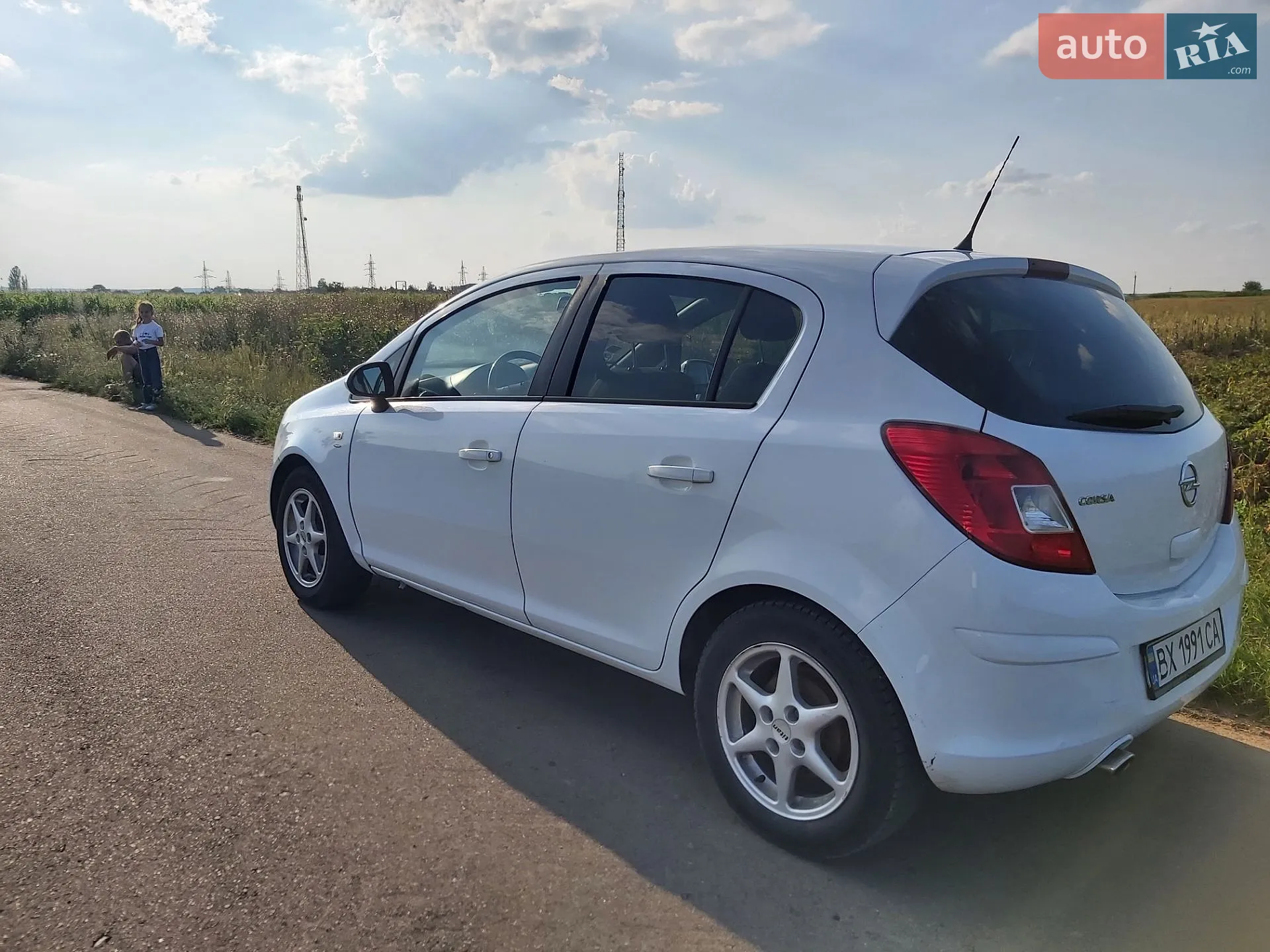 2011 Opel Corsa - мініатюра 2