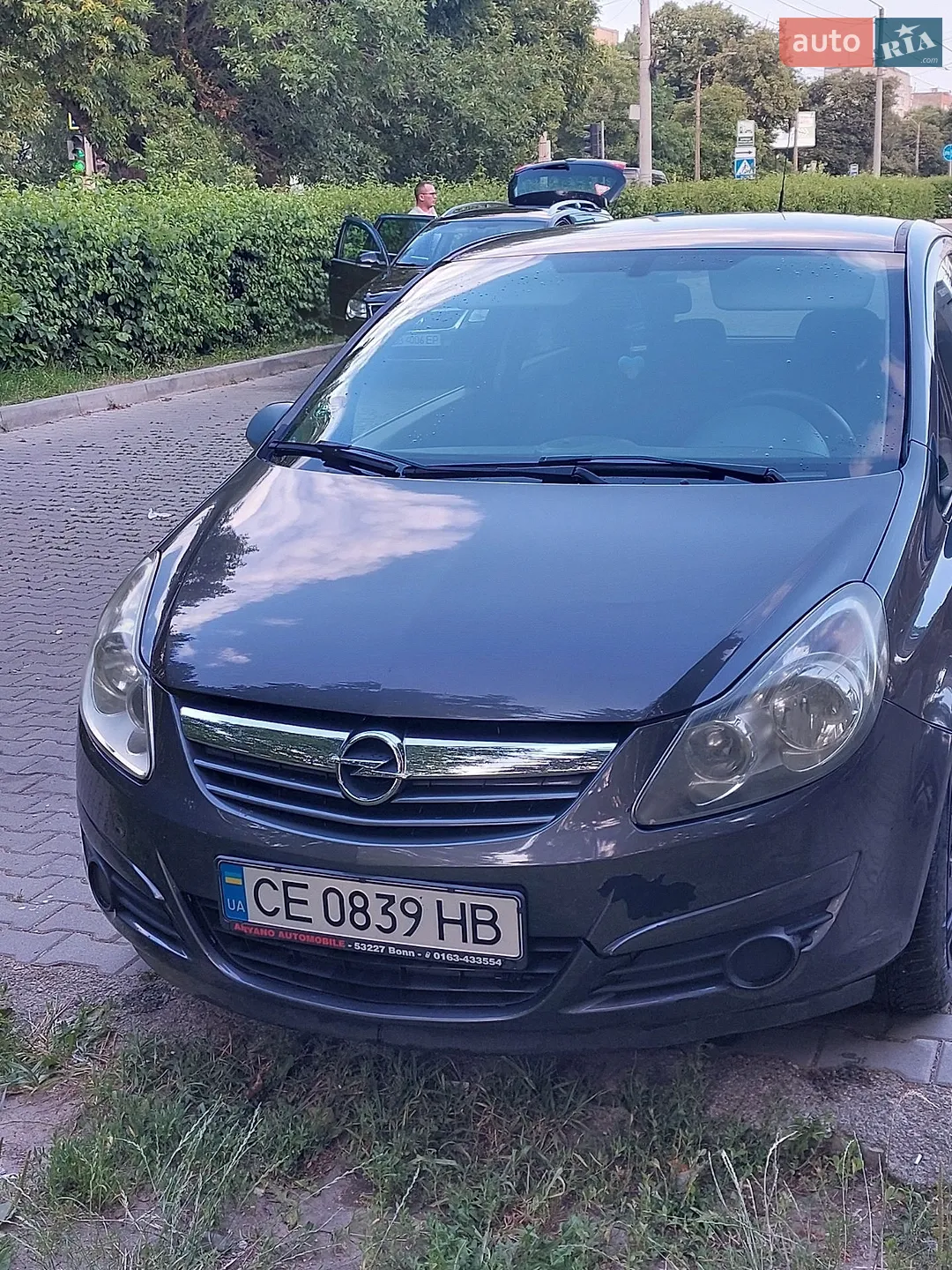 2010 Opel Corsa - мініатюра 2