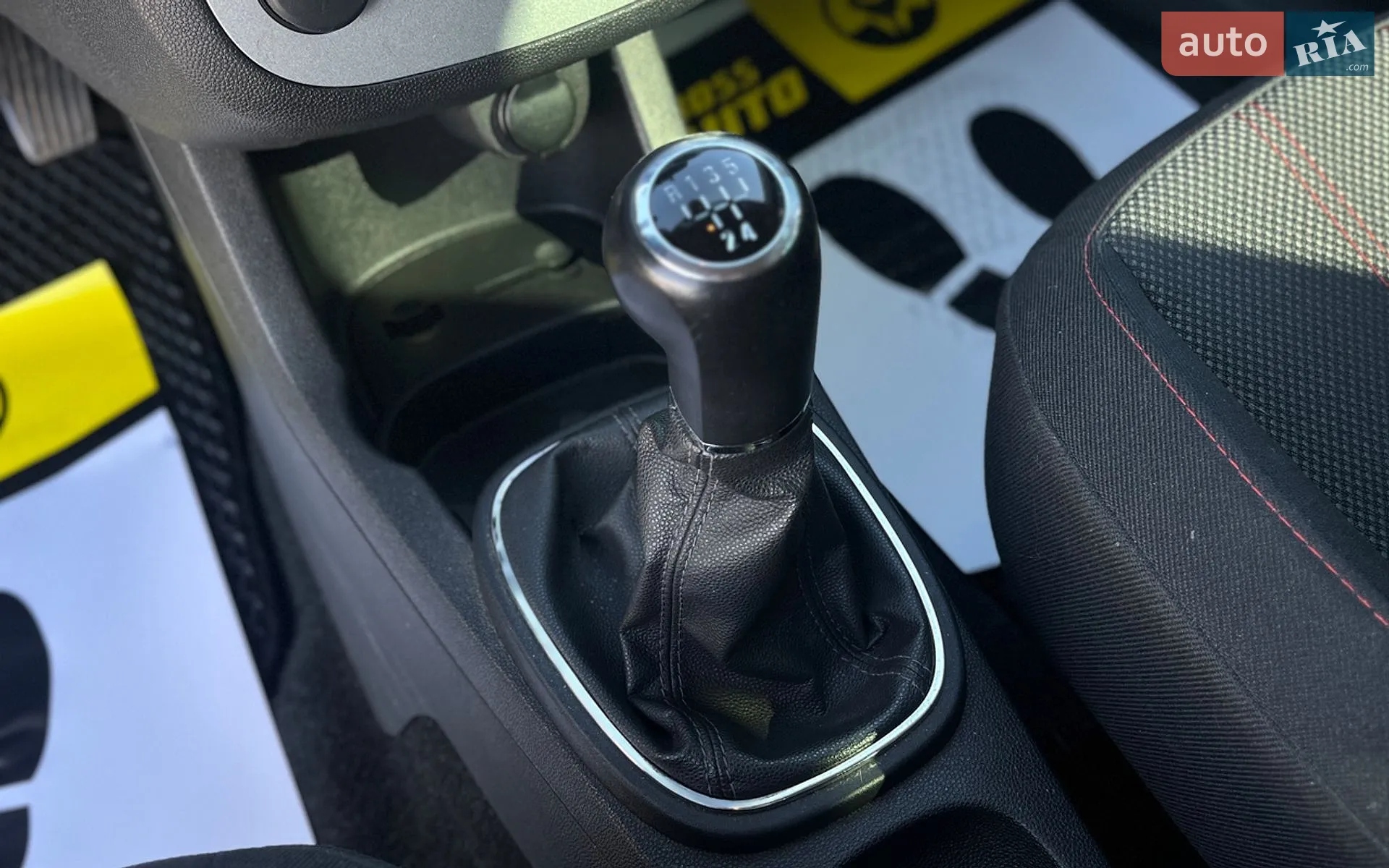 2010 Opel Corsa - мініатюра 19