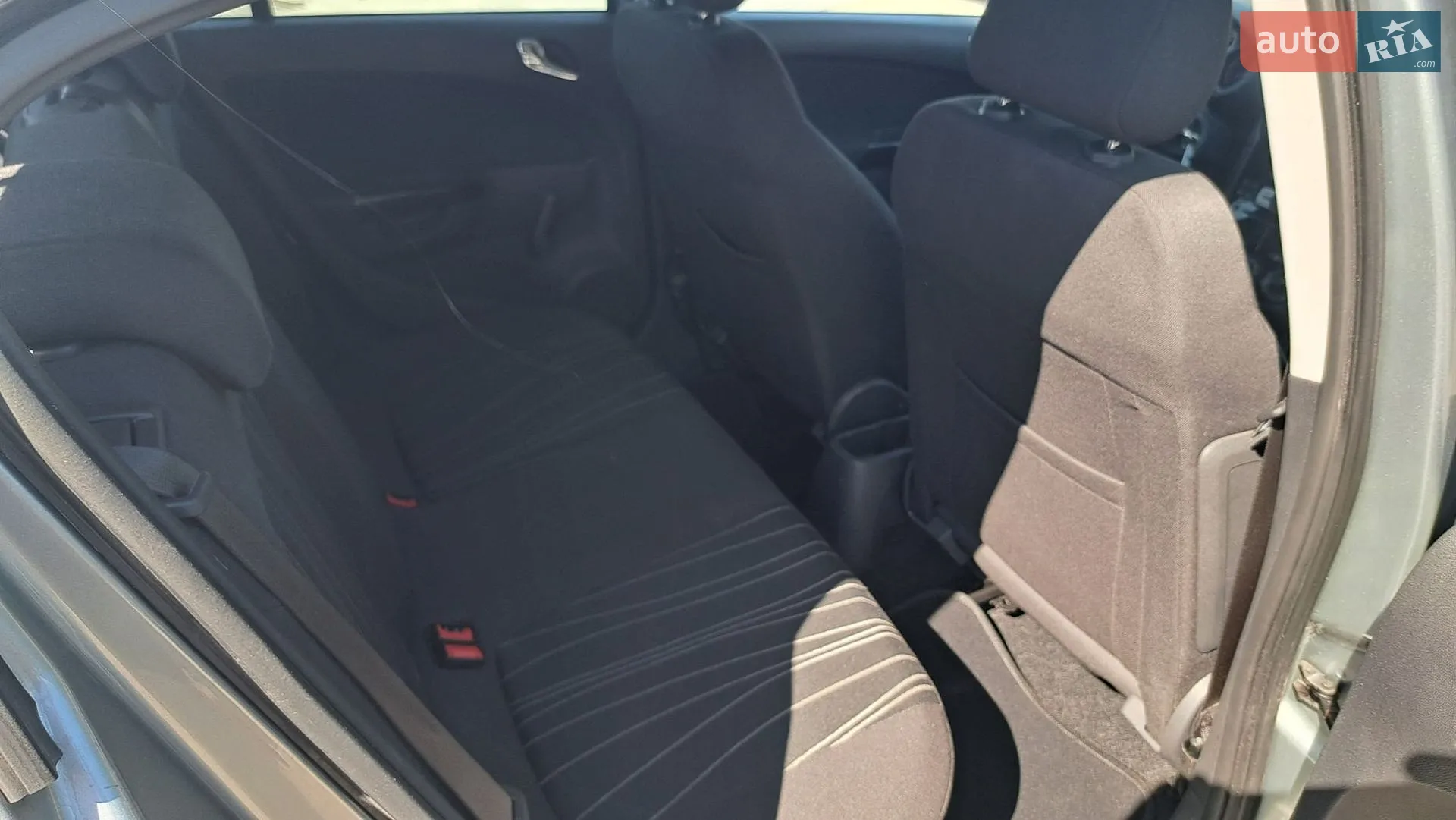 2010 Opel Corsa - мініатюра 24