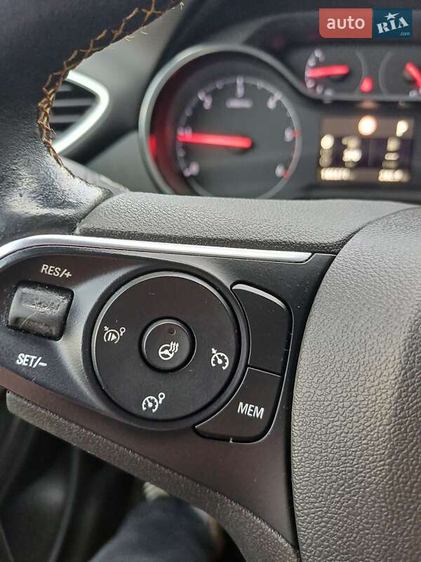 Внедорожник / Кроссовер Opel Crossland X 2018 в Одессе