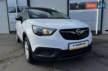 Позашляховик / Кросовер Opel Crossland X 2020 в 