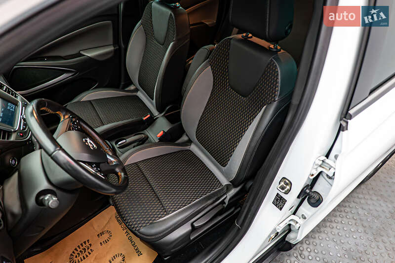 Позашляховик / Кросовер Opel Crossland X 2019 в Києві фото 9 Позашляховик / Кросовер Opel Crossland X 2019 в Києві