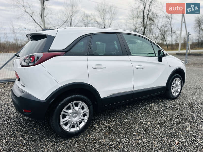 Позашляховик / Кросовер Opel Crossland X 2020 в Іршаві