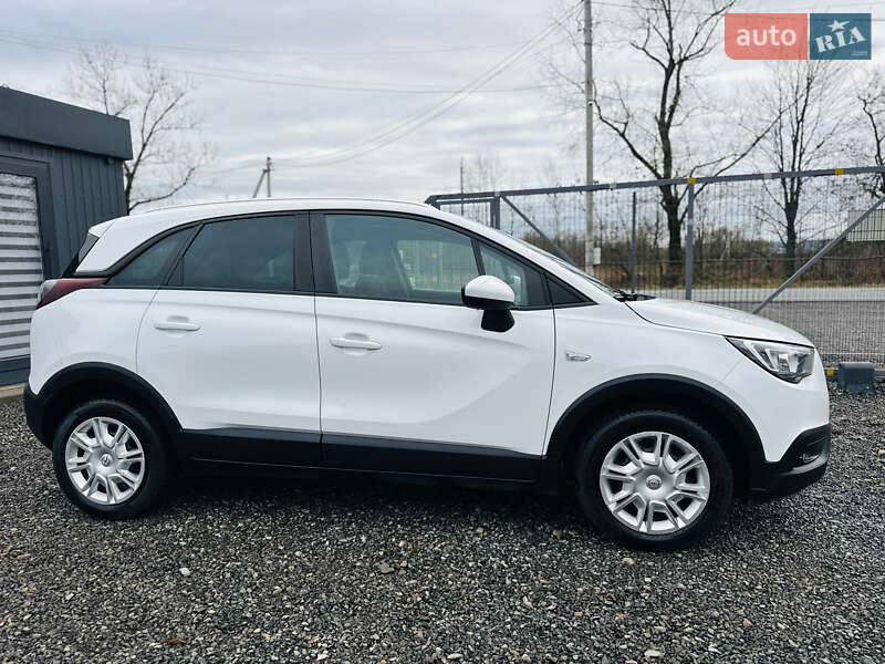 Позашляховик / Кросовер Opel Crossland X 2020 в Іршаві