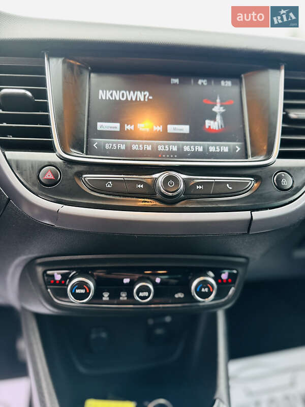 Позашляховик / Кросовер Opel Crossland X 2020 в Іршаві