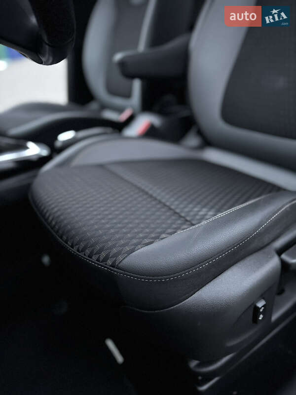 Внедорожник / Кроссовер Opel Crossland X 2019 в Трускавце