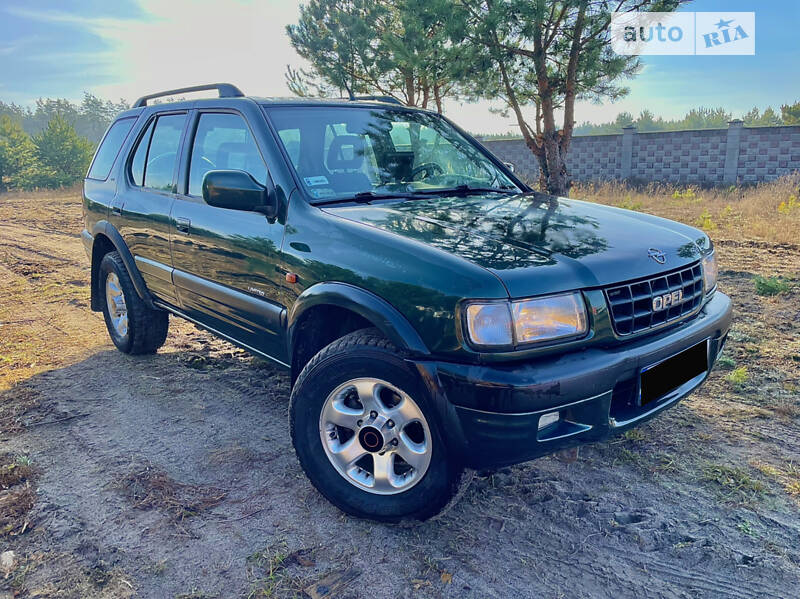 Внедорожник / Кроссовер Opel Frontera 2002 в 