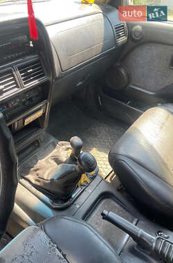 Внедорожник / Кроссовер Opel Frontera 1997 в 