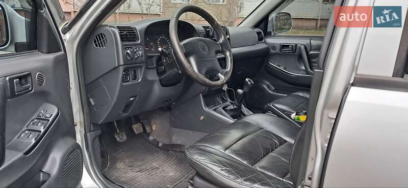 Позашляховик / Кросовер Opel Frontera 2001 в Києві