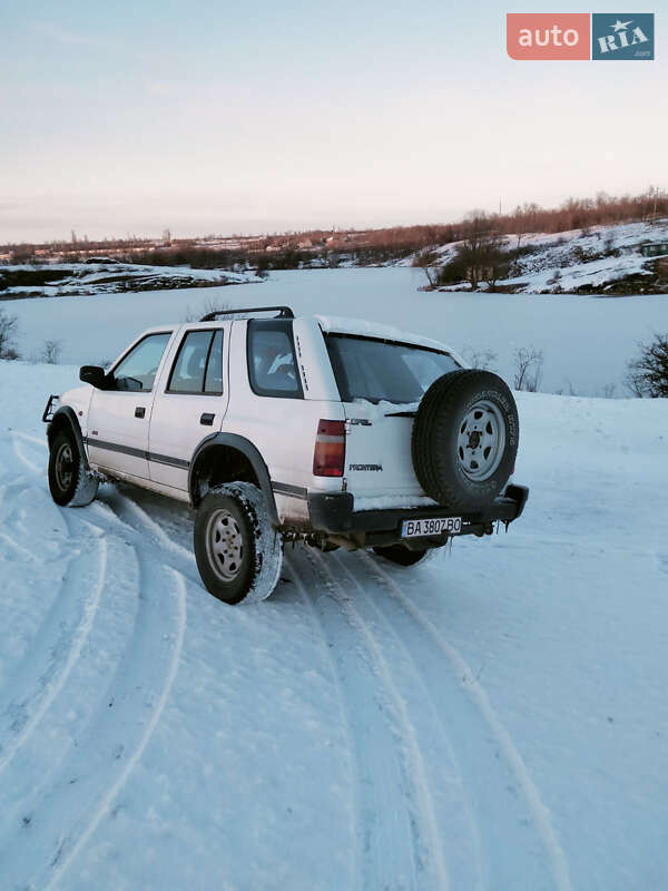 Внедорожник / Кроссовер Opel Frontera 1998 в Новоукраинке