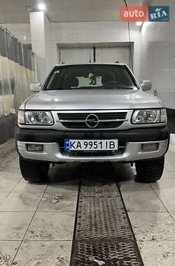 Внедорожник / Кроссовер Opel Frontera 2003 в 