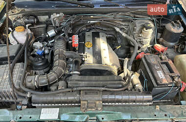 Внедорожник / Кроссовер Opel Frontera 1997 в 
