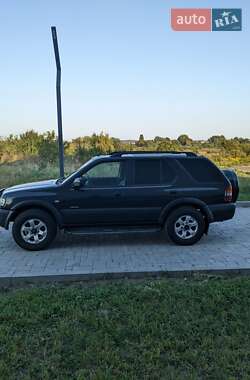 Внедорожник / Кроссовер Opel Frontera 2001 в 