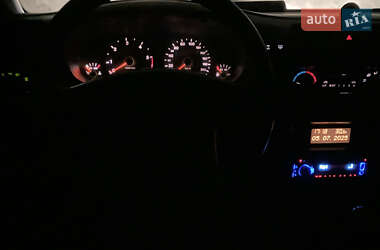 Внедорожник / Кроссовер Opel Frontera 2001 в 