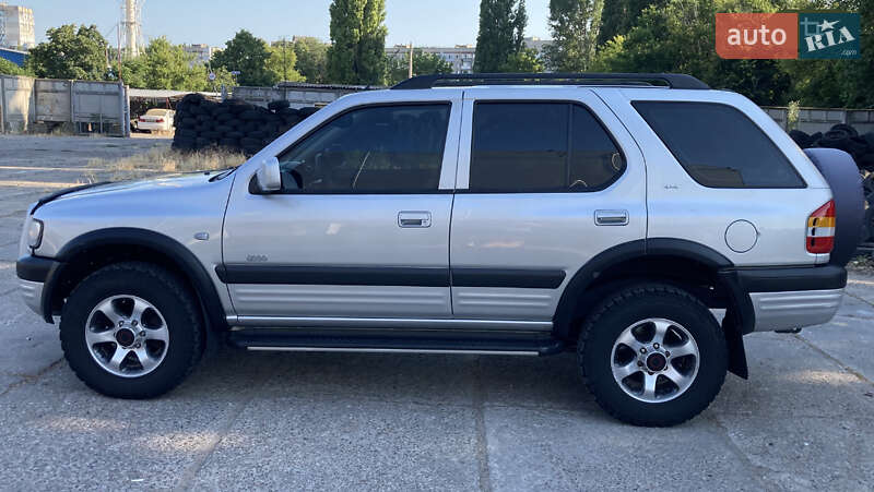 Позашляховик / Кросовер Opel Frontera 2001 в Одесі