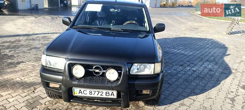Opel Frontera 2002