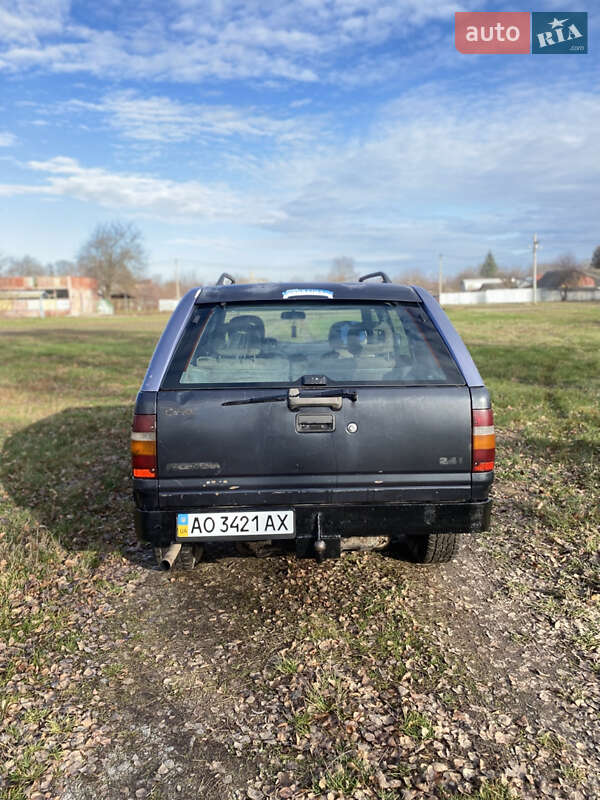 Позашляховик / Кросовер Opel Frontera 1992 в Умані
