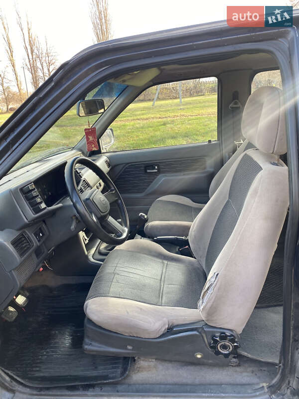 Позашляховик / Кросовер Opel Frontera 1992 в Умані